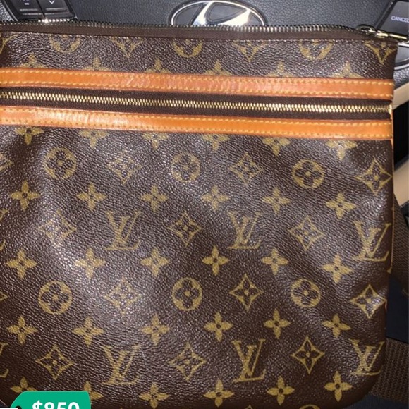 Louis Vuitton purse